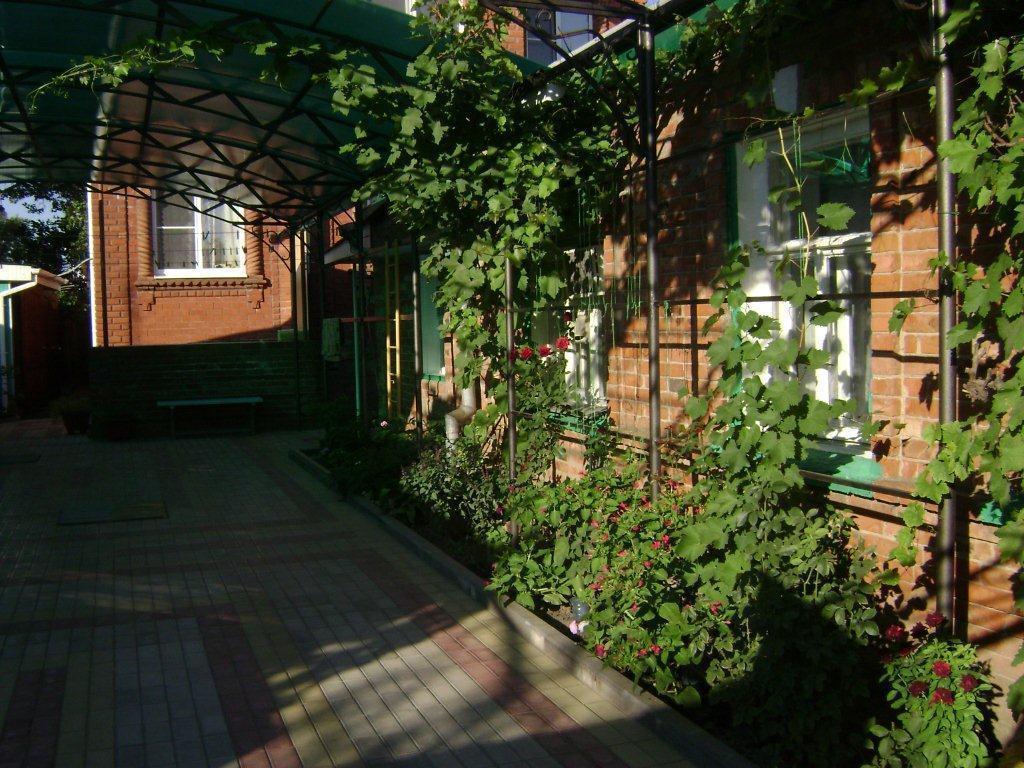 Guest House Baron Yeysk Exterior photo
